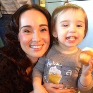 Meet your Posher, Yahris